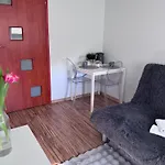 Fredry 15f Quarto em Acomodações Particulares