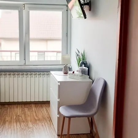 Séjour chez l'habitant Fredry 15f *