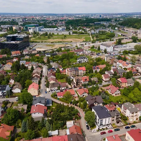Ubytování v soukromí Fredry 15f *